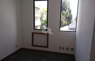 Sala comercial com 1 sala à venda na Rua Miguel Tostes, 533, Rio Branco, Porto Alegre