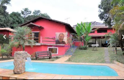 Linda casa em condomínio vila verde km 36 raposo tavares.