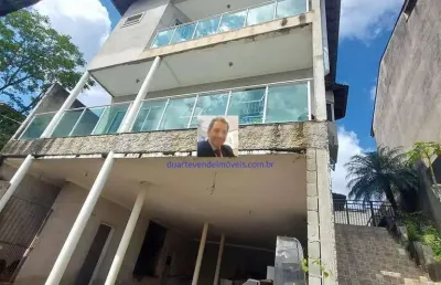Vende-se casa 4dorm/1suite, no residencial vila d&apos;este em cotia.