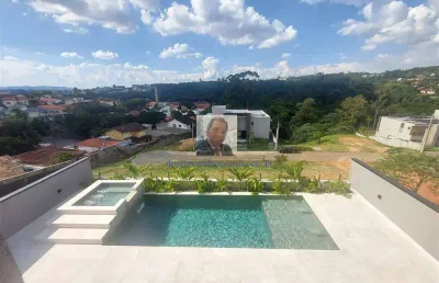 Vende-se linda casa no condomínio spii, 4 suítes, piscina, gourmet.