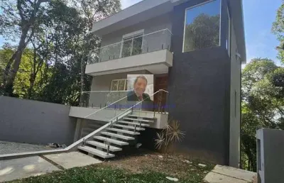 Vende-se casa moderna 3 suites, área gourmet, 3km da raposo tavares