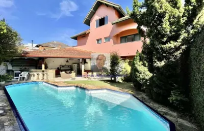 Vende-se casa no cond são paulo ii - linda c/ 4 suítes, lareira, gourmet e