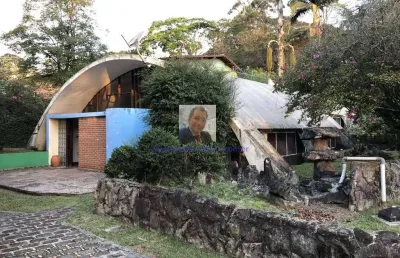 Aluga-se ou vende imóvel oportunidade única: um ícone da arq. brasileira.