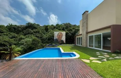Aluga-se ou vende-se linda 4 suítes ,  cond. pousada dos bandeirantes