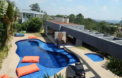 Vende-se casa 4 suítes, no condomínio vintage, linda contemporânea.