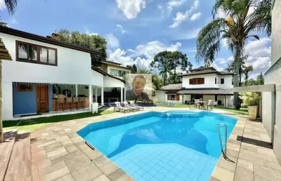Vende-se casa no cond. granja viana ii (gl. 2) - 5d/4sts, piscina, salão go