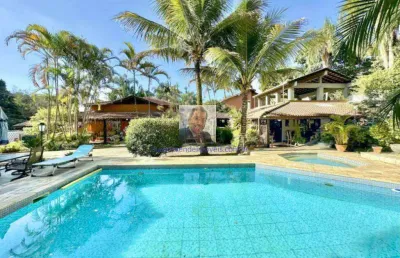 Vende-se casa no fazendinha - porteira fechada, 3 suítes, piscina, quiosque
