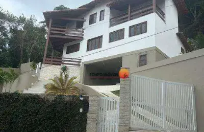 Casa com 4 quartos à venda, 300 m² por r$ 1.090.000 - piratininga - niterói/rj