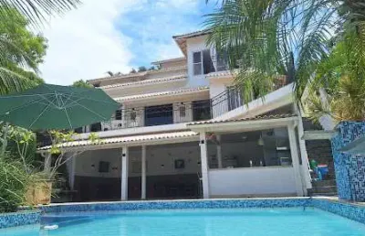 Casa em pendotiba com quatro quartos e lazer no village pendotiba!!