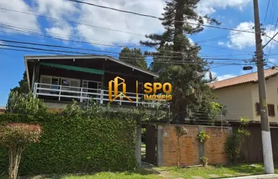 Casa no bolsao interlagos com 4 quartos 1 suite, 2 banheiros vaga para 6 carros