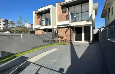 Casa com 3 quartos à venda na Rua Hamilton Ferreira, 250, Areias, São José