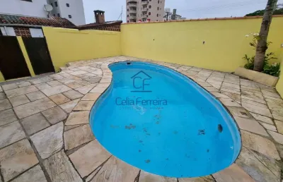 Sobrado em condomínio fechado a 200m da praia martim de sá - caraguatatuba/sp