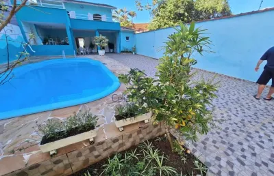 Excelente sobrado 4 dormitórios com piscina cocanha - caraguatatuba/sp