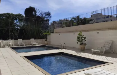 Apartamento à venda no centro da freguesia | 3 quartos + dependência | reforma recente