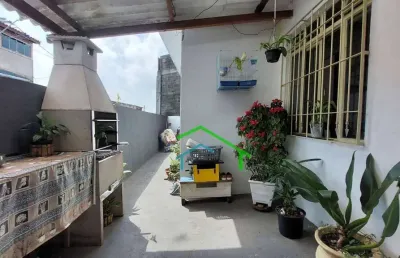 Casa com 3 quartos à venda na Rua Ribeirão Corrente, 200, Jardim Ana Estela, Carapicuíba