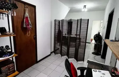 Casa com 3 quartos à venda em benfica, rio de janeiro , 176 m2 por r$ 450.000
