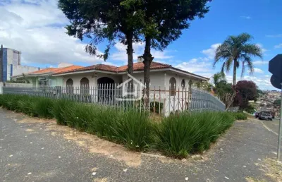 Casa comercial para alugar na Rua Marquês do Paraná, 721, Ronda, Ponta Grossa