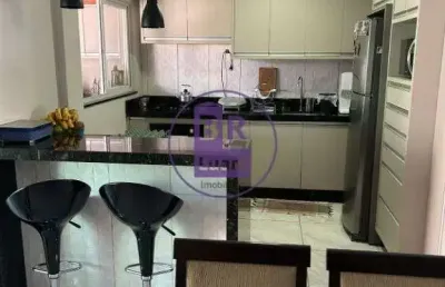 Linda casa em condominio fechado no banderiantes com 120m2