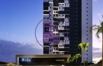 Apartamento novo no insigth palhano, excelente localizacao, vista deslumbrante, unico edificio com fachada iluminada!