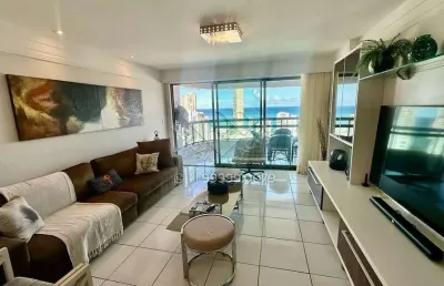 Andar alto com vista para o mar em 175m² de puro conforto.
