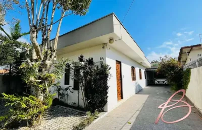 Casa com 3 quartos à venda no São João, Itajaí 