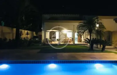 Casa com 5 quartos à venda na Rua das Paineiras, 116, Balneário Praia do Pernambuco, Guarujá