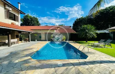 Casa com 5 quartos à venda na Rua Vinte, 102, São Lourenço, Bertioga