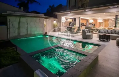 Casa com 6 quartos à venda na Alameda Potiguar, 164, Riviera, Bertioga