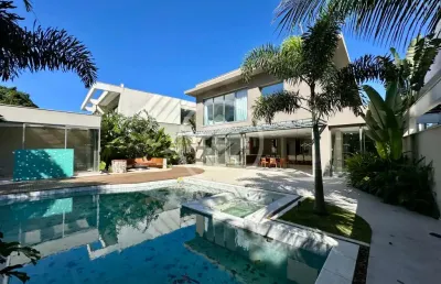 Casa com 7 quartos à venda na Alameda Maio, 107, Riviera, Bertioga