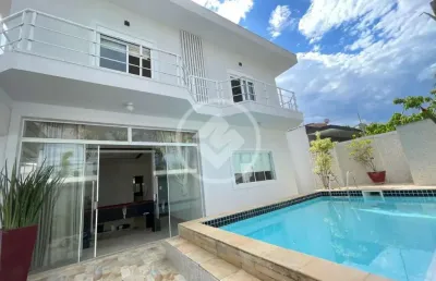 Casa com 3 quartos à venda na Aratinga, 585, Enseada, Guarujá