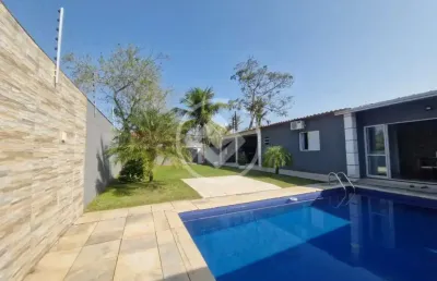 Casa locação anual com piscina enseada 3 dormitórios e piscina guarujá sp codigo: 136906