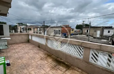 Casa a venda em vicente de carvalho, bem ampla, iluminada e arejada!!! codigo: 137265