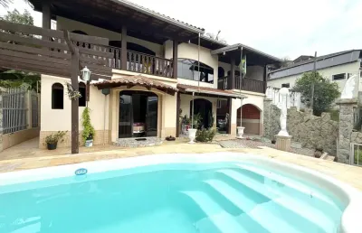 Casa para venda em blumenau, garcia, 5 dormitórios, 2 suítes, 5 banheiros, 2 vagas