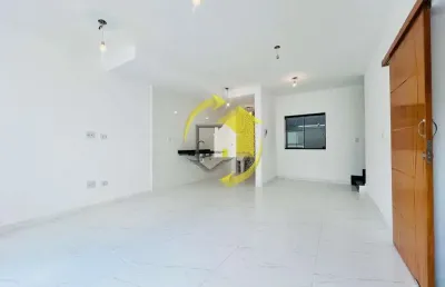 Sobrado em condomínio fechado - 92m² - 3 dorms -1 suite - 1 vaga - novinha!