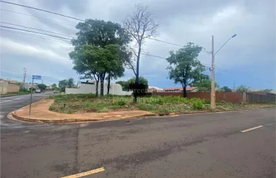 Terreno à venda na Rua Juazeiro do Norte, Parque Residencial Rita Vieira, Campo Grande