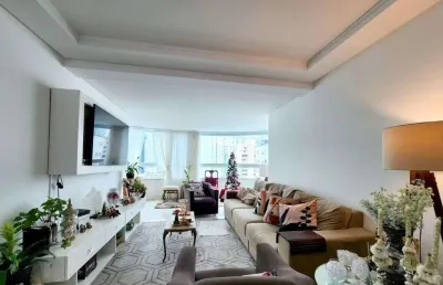 Excelente empreendimento com 03 suítes a poucos metros do mar em balneário cambo