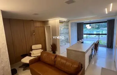 Apartamento de 2 dormitórios no bairro ressacada em itajaí