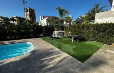 Casa no condomínio horizontal praia brava com 04 suítes, excelente localização n