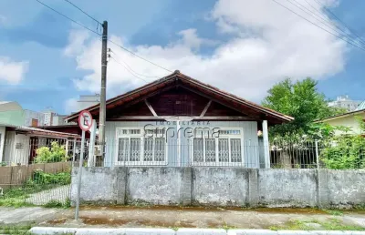 Casa com 3 quartos à venda na Rua Rosendo Claudino de Freitas, 118, São Judas, Itajaí