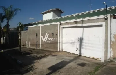 Casa com 3 quartos à venda na rua ribeirão bonito, 75, jardim do trevo, campinas, 362 m2 por r$ 1.500.000