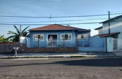 Casa com 4 quartos à venda na rua hélcio lizzardi, 762, parque jambeiro, campinas, 219 m2 por r$ 800.000