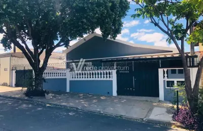 Casa com 3 quartos à venda na rua vasco joaquim smith vasconcelos, 108, jardim do lago, campinas, 227 m2 por r$ 690.000