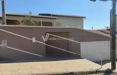 Casa com 3 quartos à venda na rua anízio perissinotto, 73, jardim ypê, paulínia, 190 m2 por r$ 1.100.000