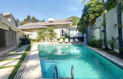 Casa em condomínio fechado com 4 quartos para alugar na estrada da boiada, 2825, vista alegre, vinhedo, 600 m2 por r$ 18.000