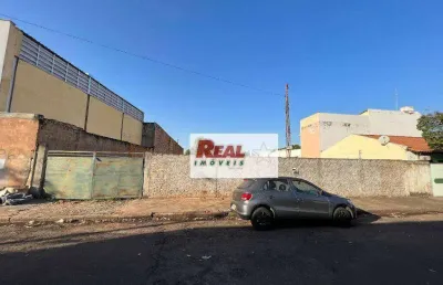 Ótimo terreno em avenida comercial - 697,30m² - araçatuba-sp
