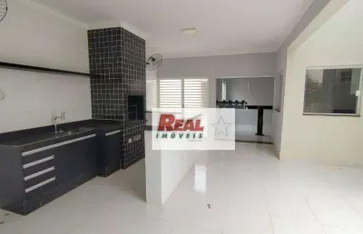 Casa com 3 quartos para alugar na Rua Chile, São João, Araçatuba