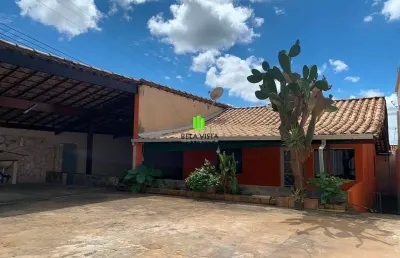 Casa com 3 quartos à venda na professor ubiratan viana novais, 325, vila maria, lagoa santa por r$ 390.000