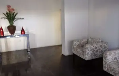Apartamento à venda em candeias, jaboatão dos guararapes-pe: 2 quartos, 2 salas, 1 banheiro, 1 vaga de garagem!