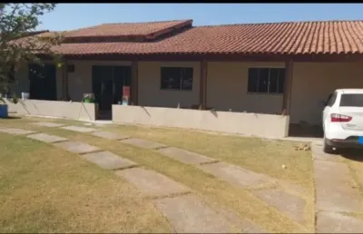 A&m imoveis vende exelente casa com quintal gigante