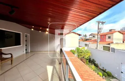 Casa com 4 dormitórios à venda, 400 m² por r$ 1.300.000,00 - arcádia - conselheiro lafaiete/mg